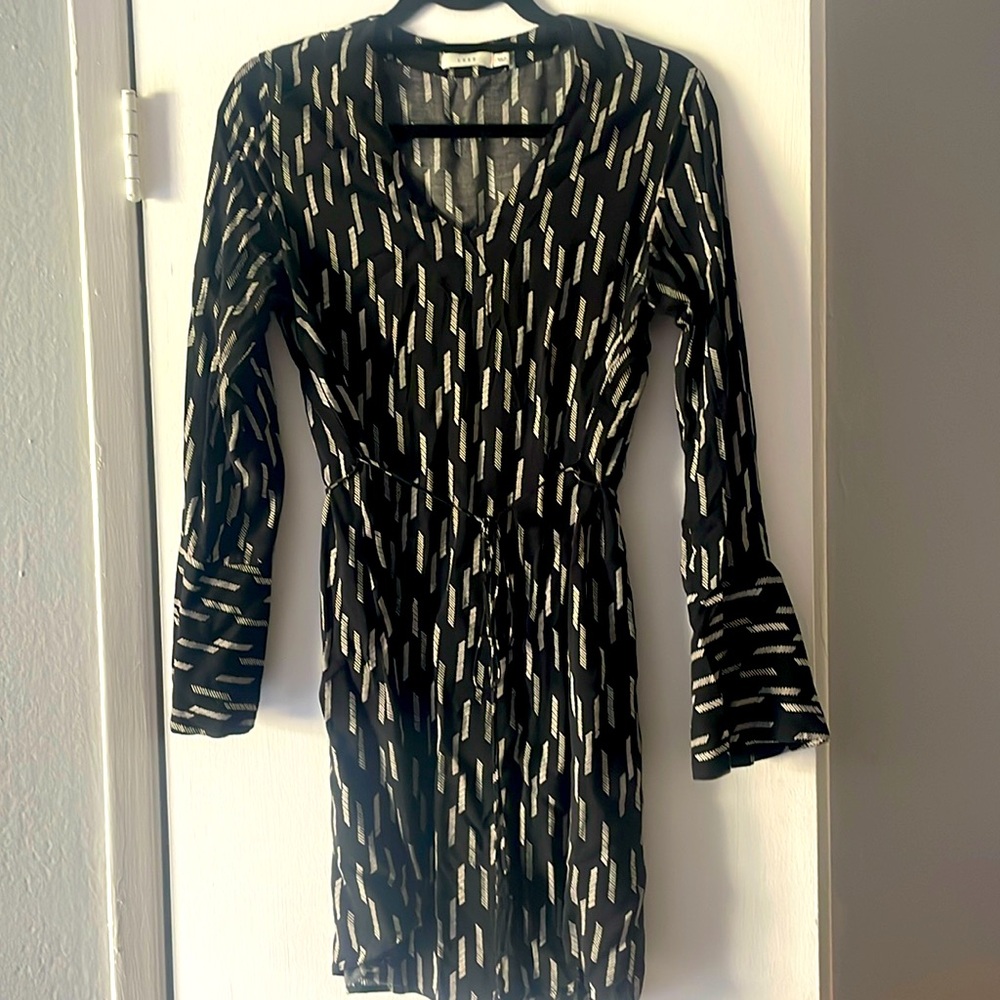 Lush brand bell sleeve black and white pattern dress with tie waist